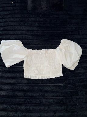 White Puff-Sleeve Smocked Crop Top - Women